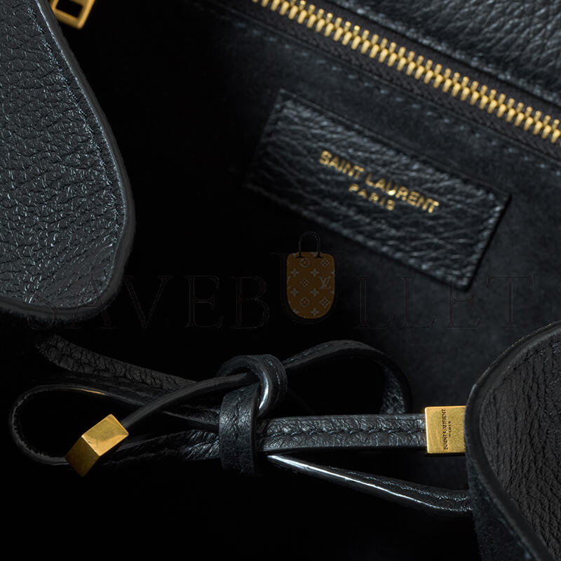 Y51 LE 5 À 7 SMALL BEA IN GRAINED LEATHER 779029AADUU1000 (28*23*13cm)